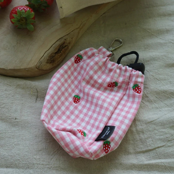 Pamlskový měšec CocoPup - Strawberry Picnic