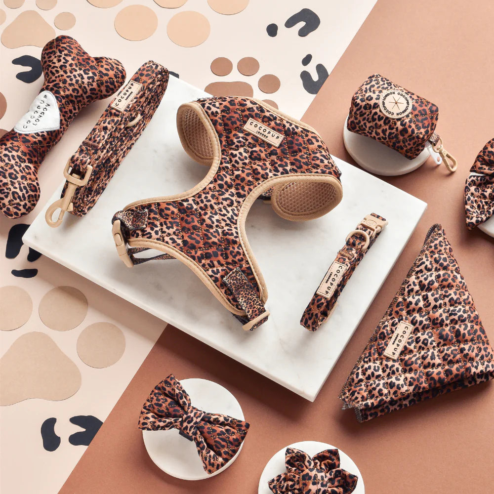 Cocopup pouzdro na sáčky - Quilted Leopard
