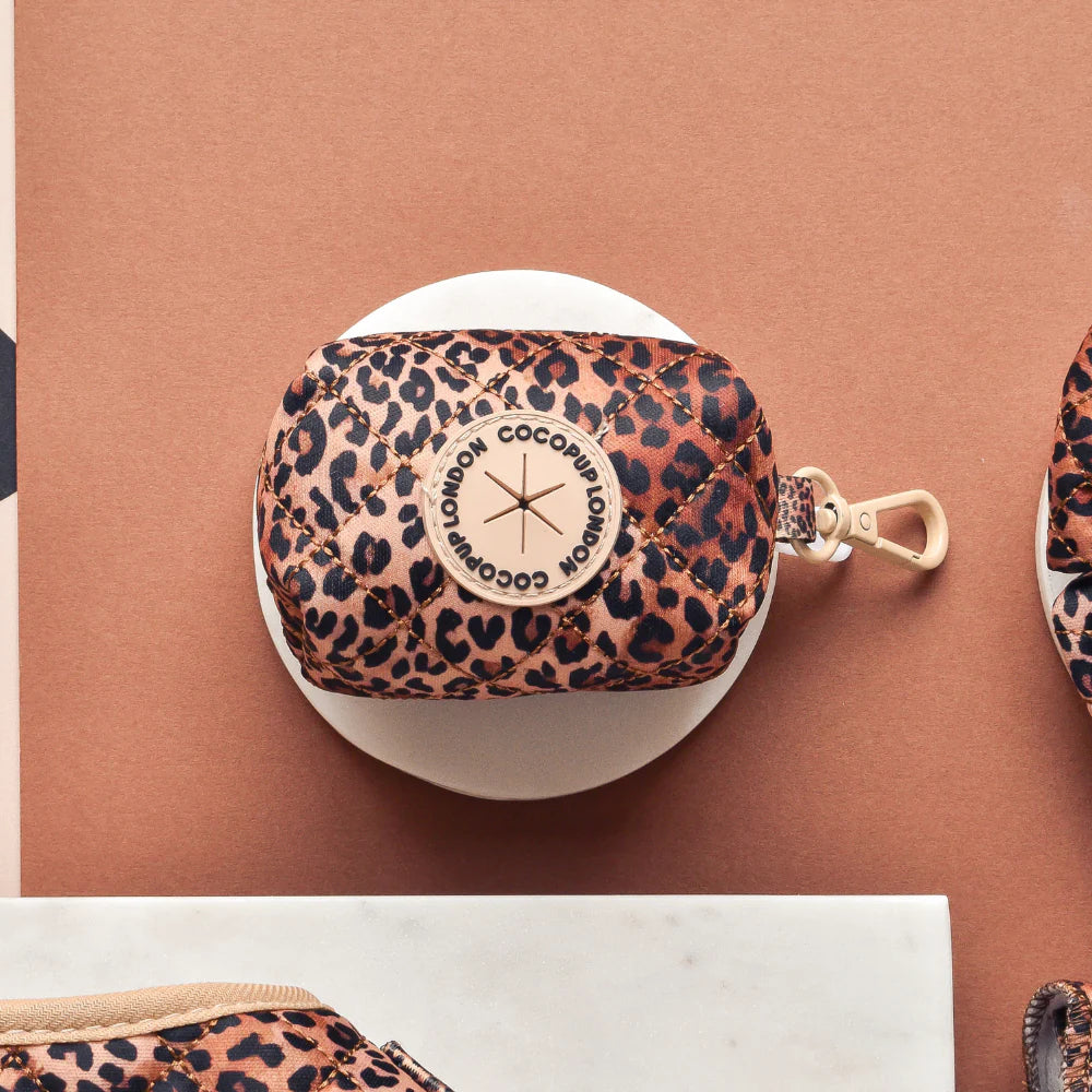 Cocopup pouzdro na sáčky - Quilted Leopard