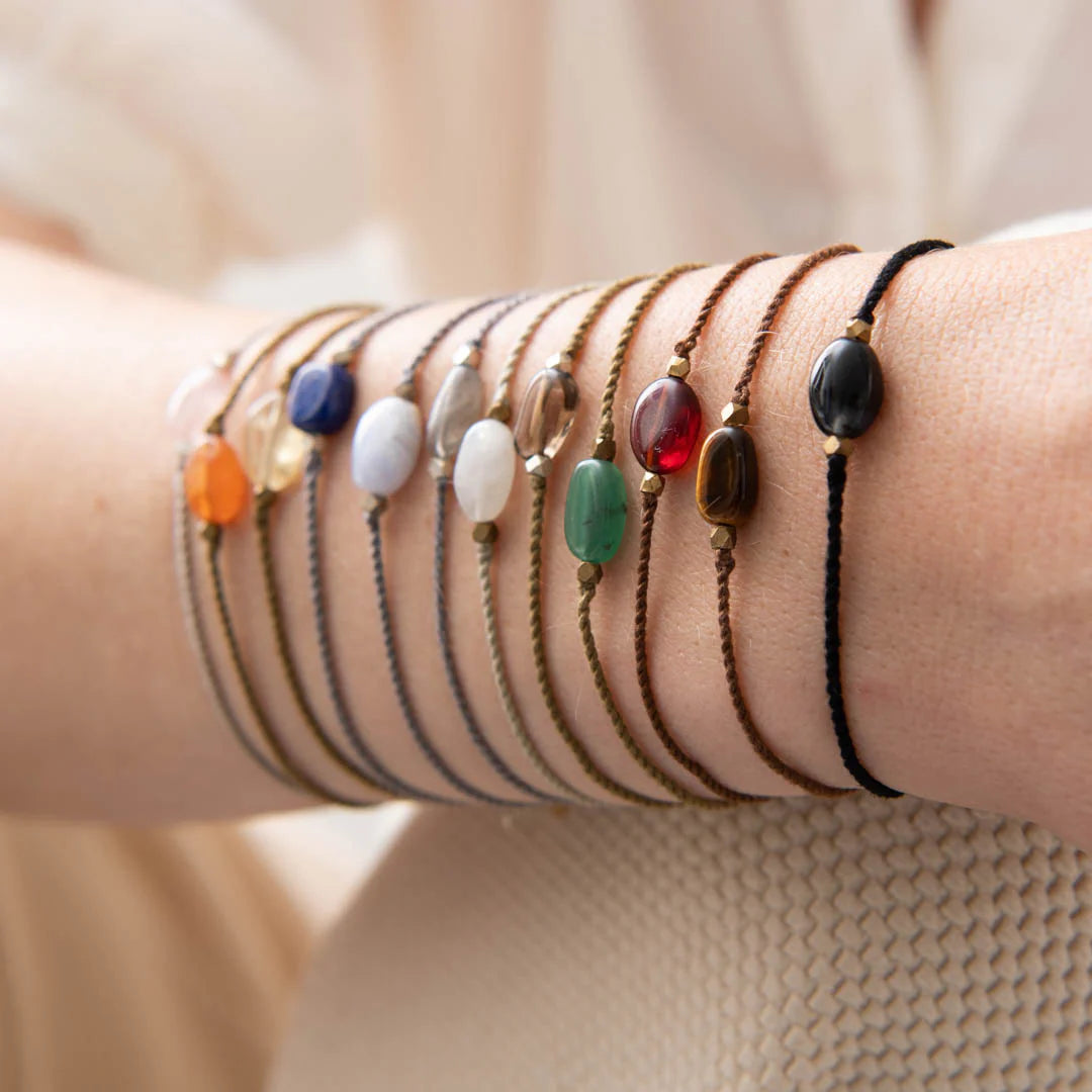 Gemstone Card zlatý náramek - Tiger Eye
