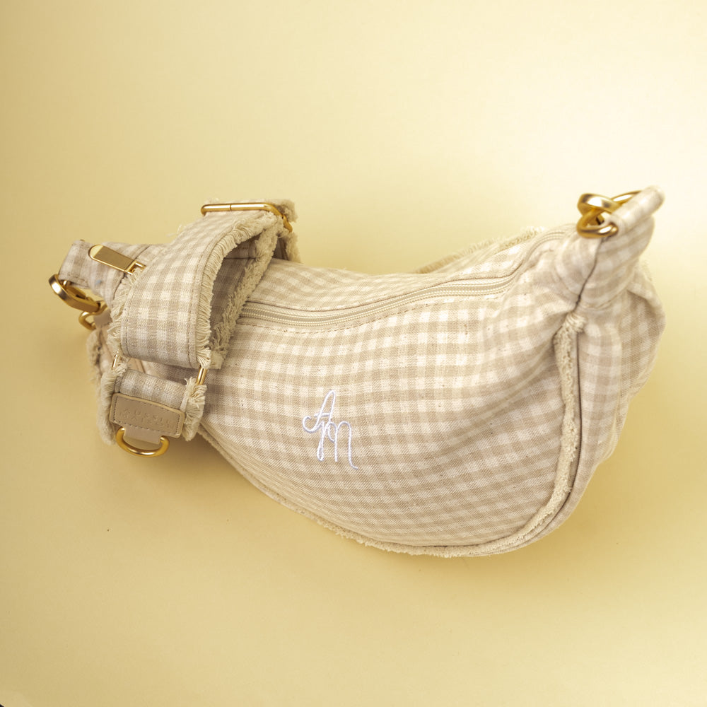 Moon Bag Vanilla Check – pohled na hlavní zip