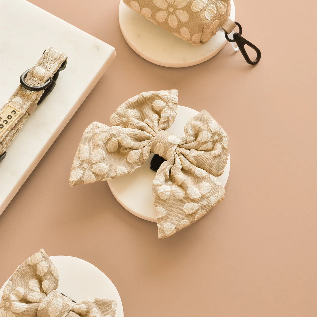 Motýlek Cocopup - Luxe Mocha Flower Sailor