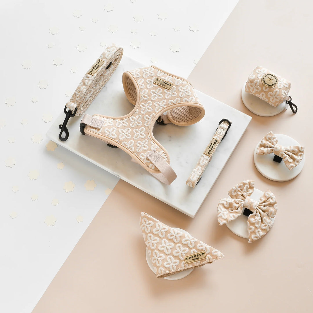 Motýlek Cocopup - Luxe Mocha Flower Sailor