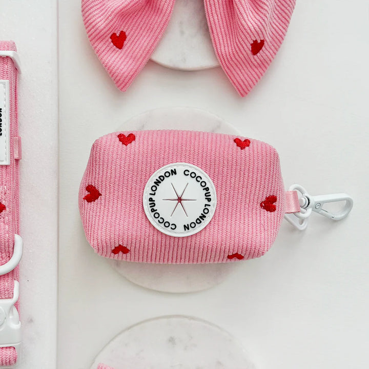Cocopup pouzdro na sáčky - Pink Heartstrings