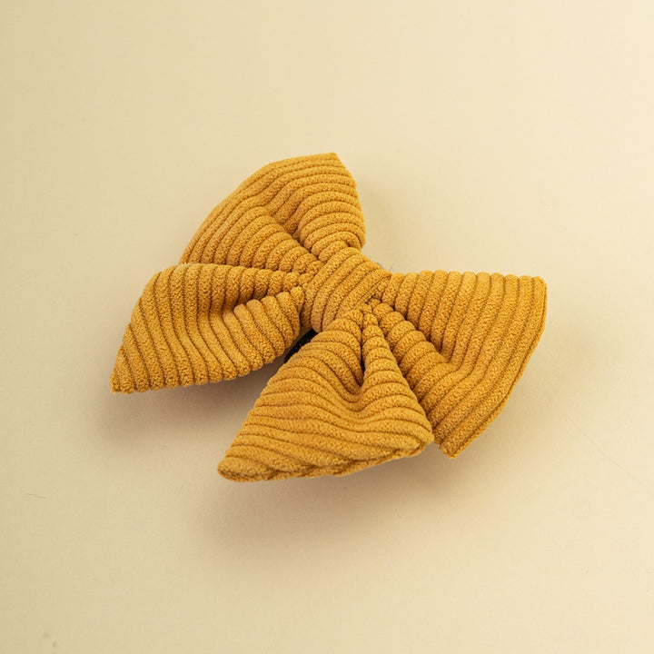 Motýlek Sailor Honey Cord Crush – pohled zboku