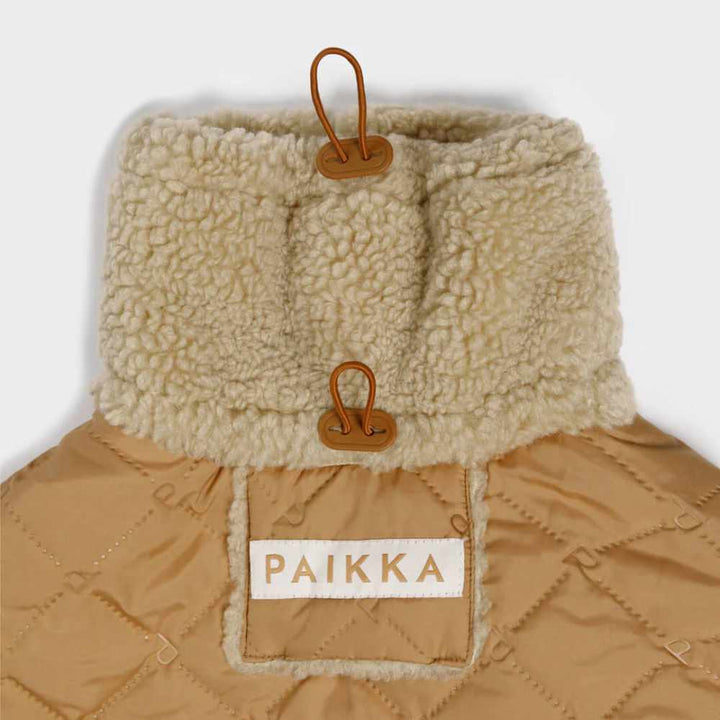 Prošívaný kabátek Paikka Sherpa - Camel