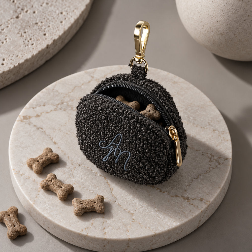 Kapsička na pamlsky Aussie Maison - Graphite Bouclé