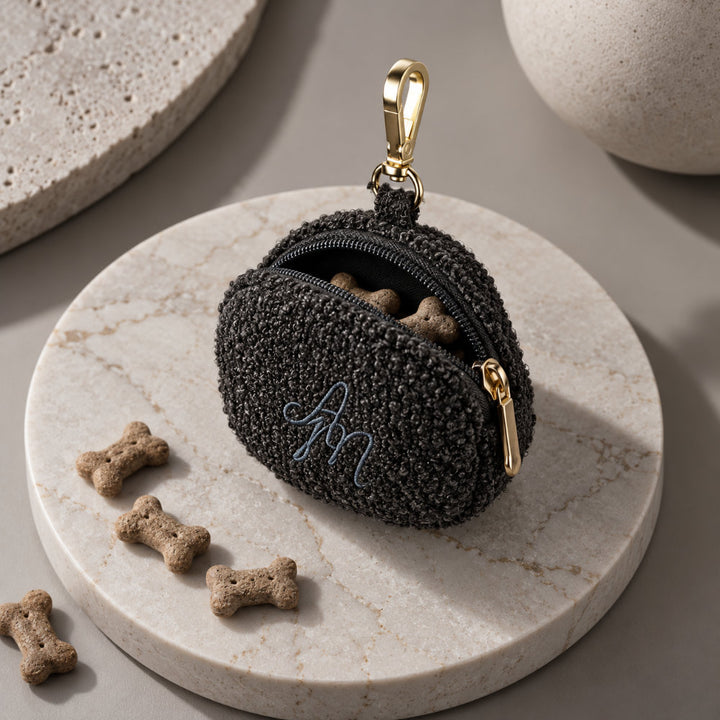 Kapsička na pamlsky Aussie Maison - Graphite Bouclé