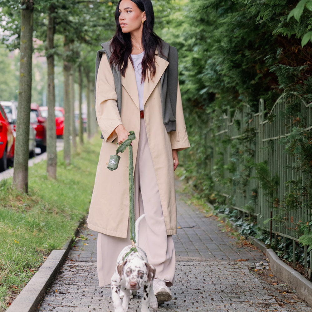 Procházka se psem – vodítko a pouzdro na sáčky Khaki Cord Crush
