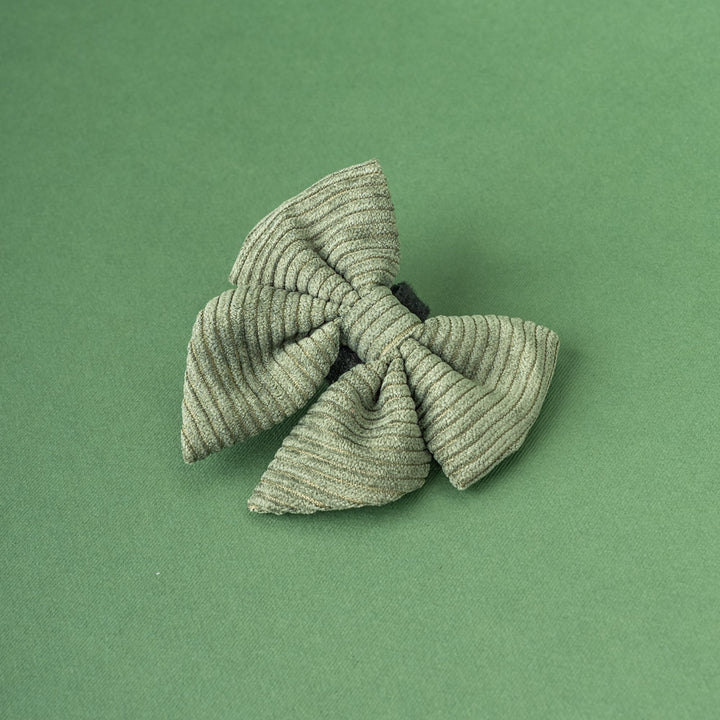 Motýlek Sailor Khaki Cord Crush – pohled zboku