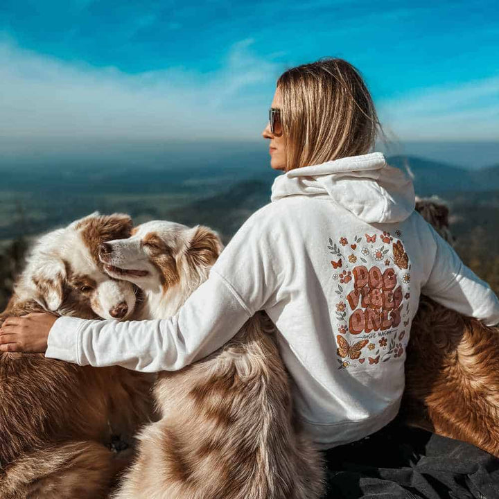 Damen-Sweatshirt – Nur gute Hundevibes