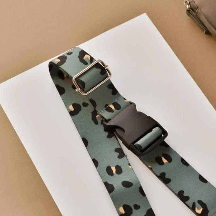 Ledvinkový opasek na pamlskovník CocoPup Khaki Leopard