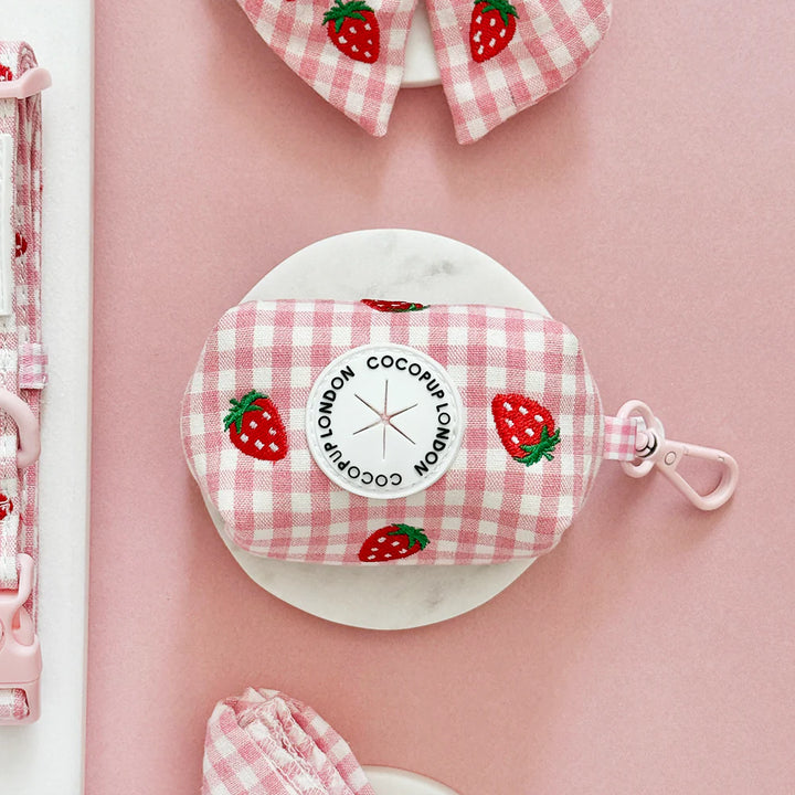 Cocopup pouzdro na sáčky - Strawberry picnic
