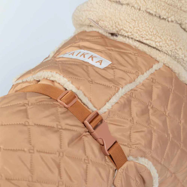 Prošívaný kabátek Paikka Sherpa - Camel