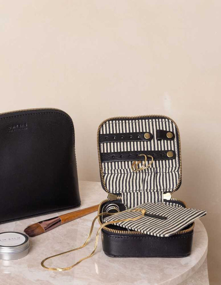 Pouzdro na šperky O my Bag Amsterdam - Black