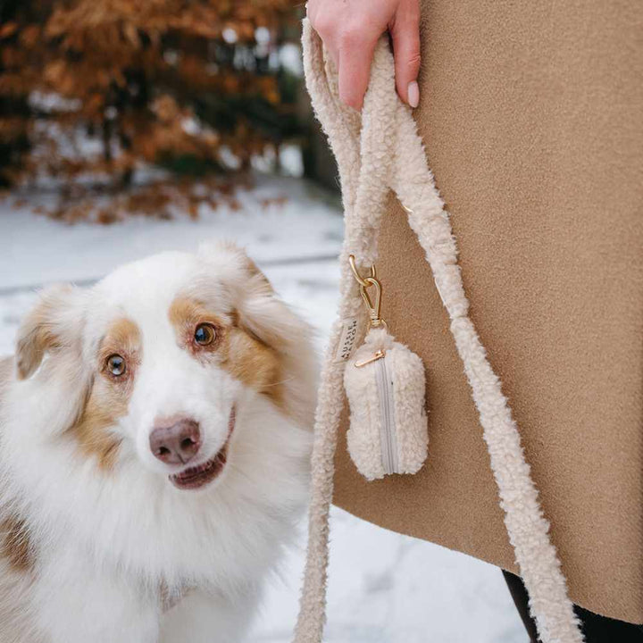 Aussie Maison pouzdro na sáčky - Blondie Teddy