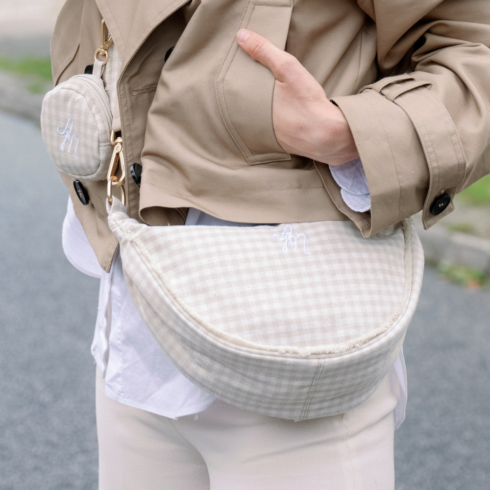 Detail Moon Bagu Vanilla Check s kapsičkou na pamlsky